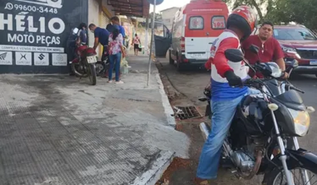 Colisão entre motos deixa passageira hospitalizada e condutor foge em Cacimbinhas