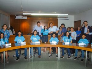 Maceió ganha representantes mirins no Dia Mundial da Criança