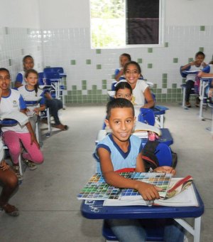 Mais de 70% dos estudantes em Maceió dizem precisar de psicólogo na escola