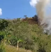 Incêndio atinge vegetação na Aldeia Cafurna de Baixo, em Palmeira dos Índios
