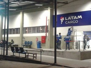 Criminosos roubam terminal de cargas no Aeroporto Galeão no RJ