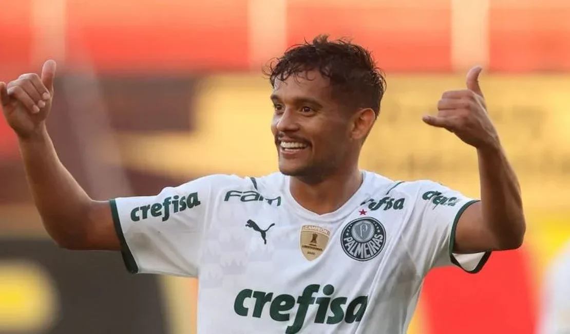 Scarpa encerra primeiro turno do Brasileirão como líder isolado em assistências e passes para finalização