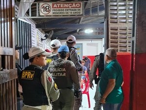 Operação prende 14 pessoas e fiscaliza 74 estabelecimentos comerciais em Alagoas
