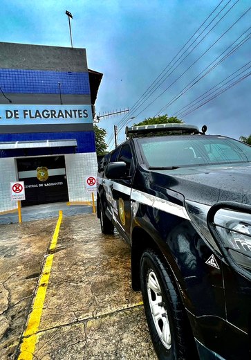 Veículo roubado na quinta-feira (07) é encontrado no Salvador Lyra