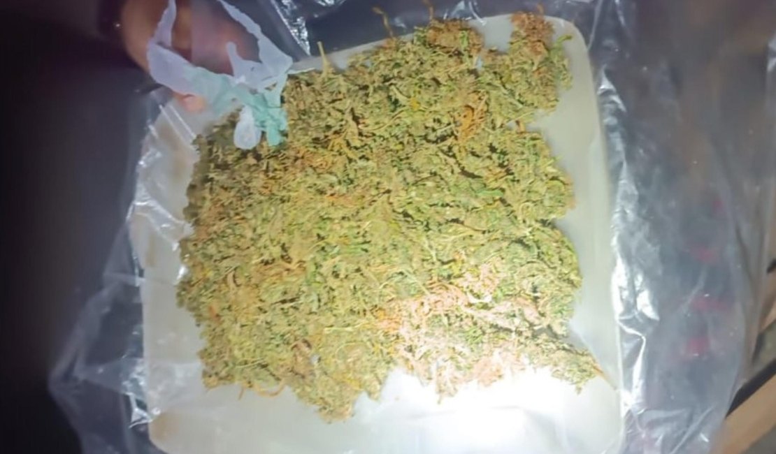 PM apreende adolescente por furto e detém suspeito com drogas no Sertão