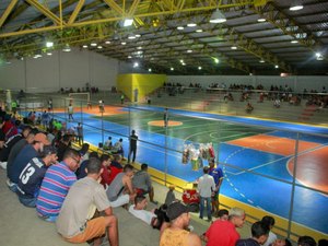 ﻿Campeonatos de futsal masculino e feminino serão decididos na noite de quarta, (14) em Penedo