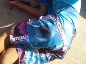 Jovem é executado em plena luz do dia com disparos de armas de fogo