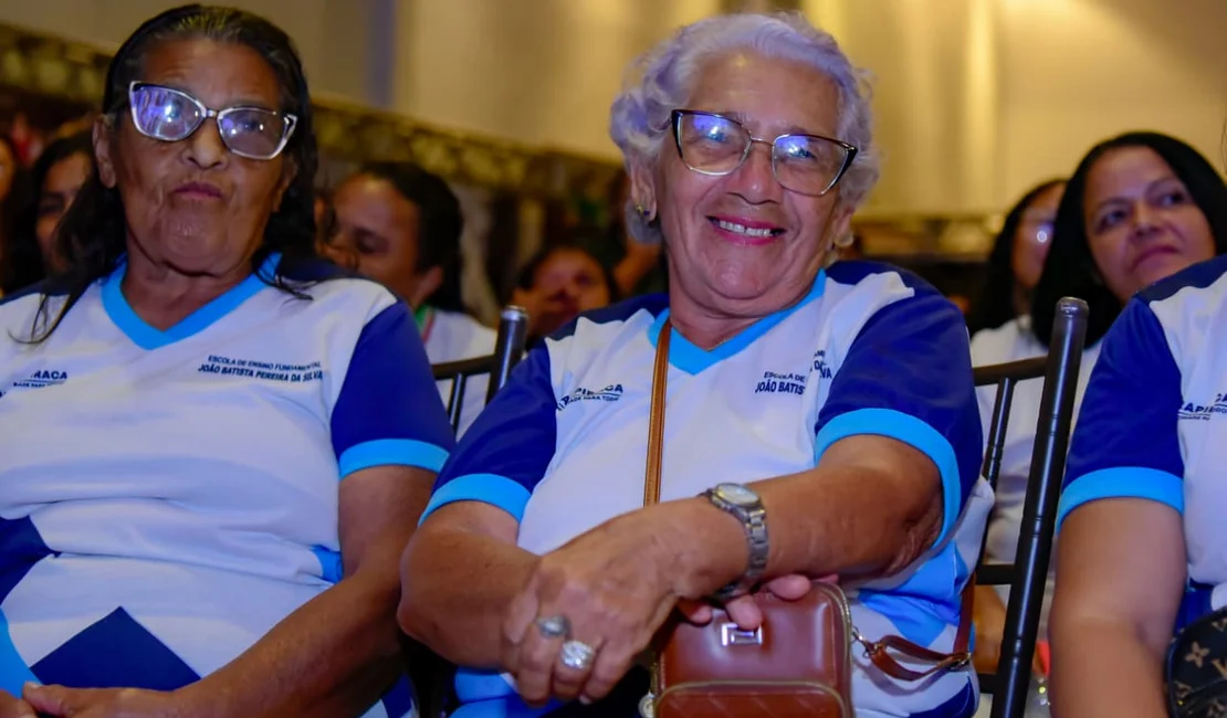 Exposição da EJA reúne 13 escolas e destaca práticas exitosas na Educação de Arapiraca