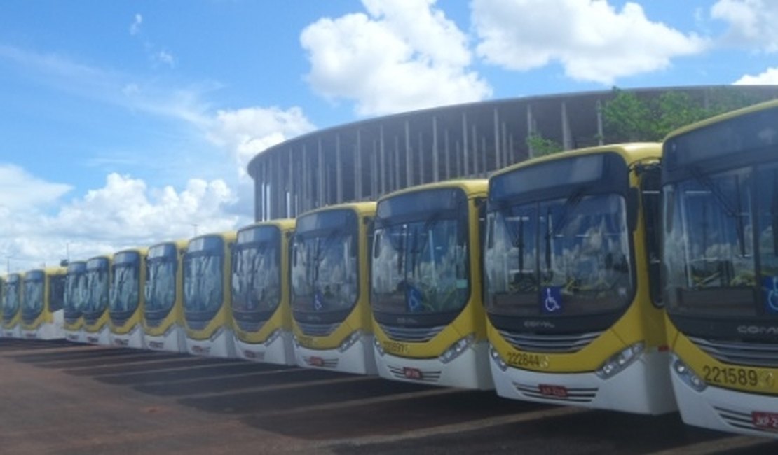 Mané Garrincha vira garagem para ônibus e sede do governo