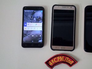 Dupla é presa com celulares roubados no Centro de Atalaia