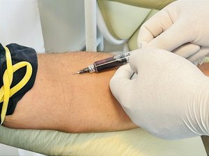 Médico do Hospital Ib Gatto Falcão esclarece mitos e verdades sobre o câncer de próstata