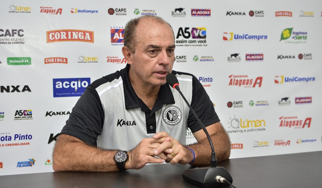 Em comum acordo, direção do ASA anuncia saída do técnico Carlos Rabelo