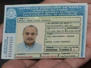 Motorista de van é morto na frente da esposa após resistir a assalto