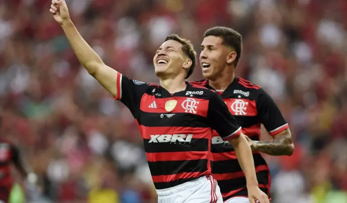 Com gol aos 93 minutos, Flamengo vence Olympiacos de virada e conquista título inédito com Filipe Luís