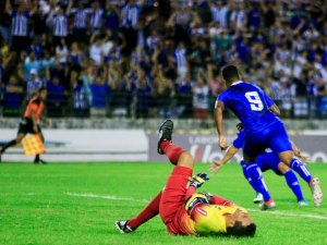 CSA goleia o Murici por 4x0 no Estádio Rei Pelé