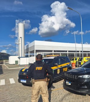 PRF prende homem por receptação de veículo em Canapi, Sertão de Alagoas