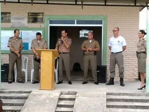 Policiais do 6º BPM participam de culto na sede do batalhão de Maragogi