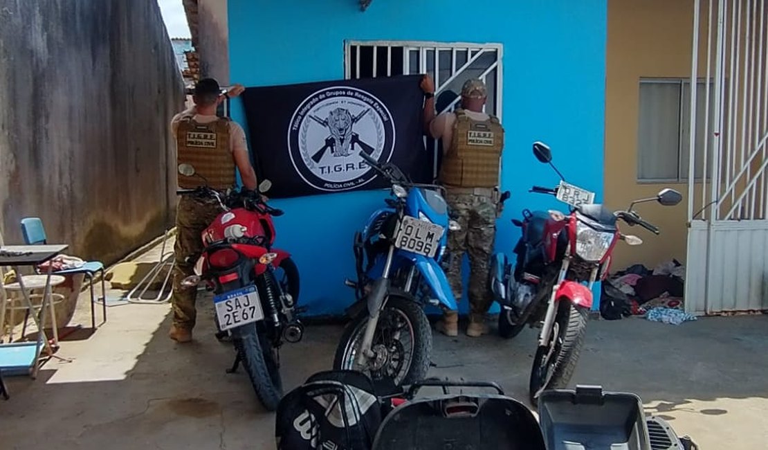 PC recupera três motos roubadas numa casa no bairro Cidade Universitária