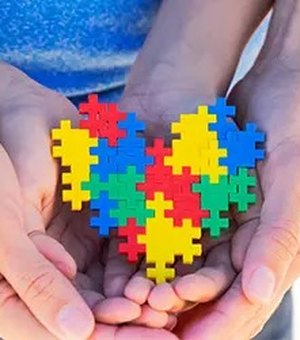 Defensoria Pública entra com ação contra cobranças abusivas em tratamento para autistas