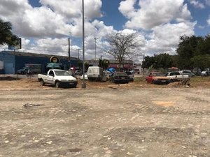 Dois funcionários do DER de Arapiraca são presos por venda de veículos apreendidos
