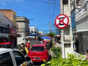 Fiscalizações da SMTT coíbem estacionamento irregular em Maceió