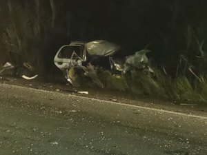 Colisão entre veículos deixa uma pessoa morta na BR-316, em Atalaia