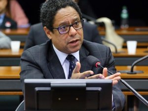 Maia quer votar MP da redução de salário na quinta e confirma Orlando Silva como relator