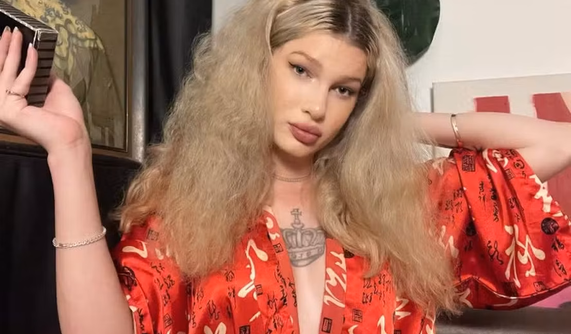 Influencer surpreende fãs ao revelar já ter ido para a cama com mais de 1.800 homens
