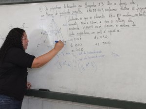 Seduc convoca professores do concurso 2017 para avaliação de estágio probatório