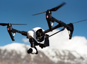 Aeroportos americanos testarão ?raio da morte? contra drones amadores intrusos