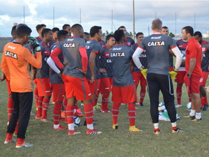 Atrás da primeira vitória na Série B, CRB divulga relacionados para enfrentar o Atlético-GO