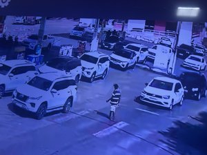 Comitiva de luxo intriga moradores e mobiliza forças de segurança e videomonitoramento em Palmeira dos Índios