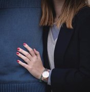 Mulheres baixas com homens altos são casais mais felizes, diz estudo