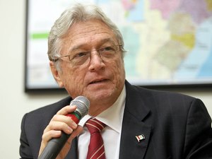 Ação contra Téo Vilela por rombo de R$2,2 bilhões é retomada