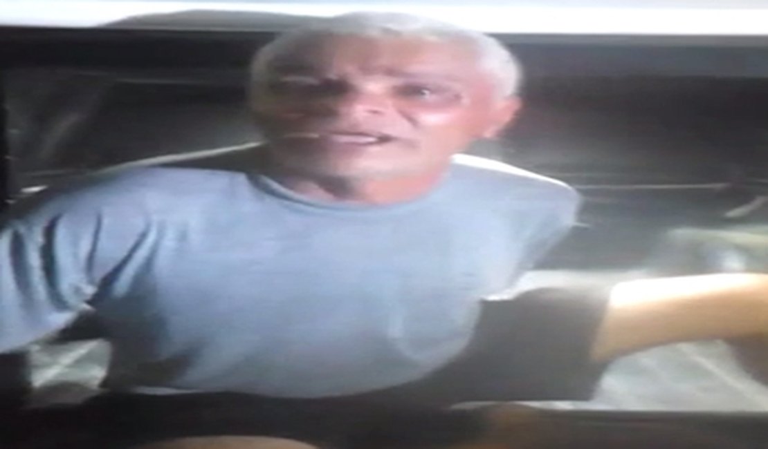 Ex-vereador é preso ao furar bloqueio e desacatar policiais