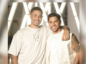 Carlinhos Maia e Lucas Guimarães anunciam separação após 15 anos de relacionamento