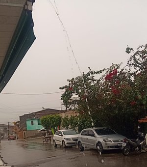 Inmet emite dois alertas de chuvas para 70 municípios de Alagoas