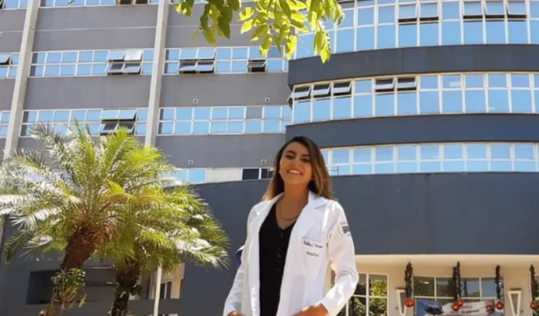 [Vídeo] Namorado confessa crime e explica corpo de médica em mala, diz polícia