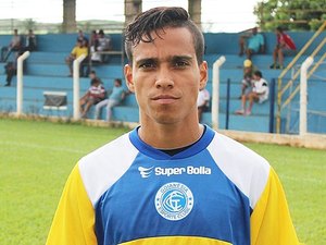 Wendell Lira bate Messi e leva prêmio de gol mais bonito