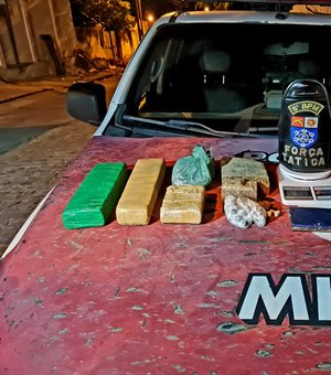 Polícia Militar prende traficante e encontra droga enterrada em mata no Benedito Bentes em Maceió