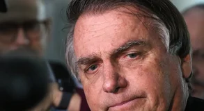Bolsonaro passa mal e é levado para hospital em Brasília