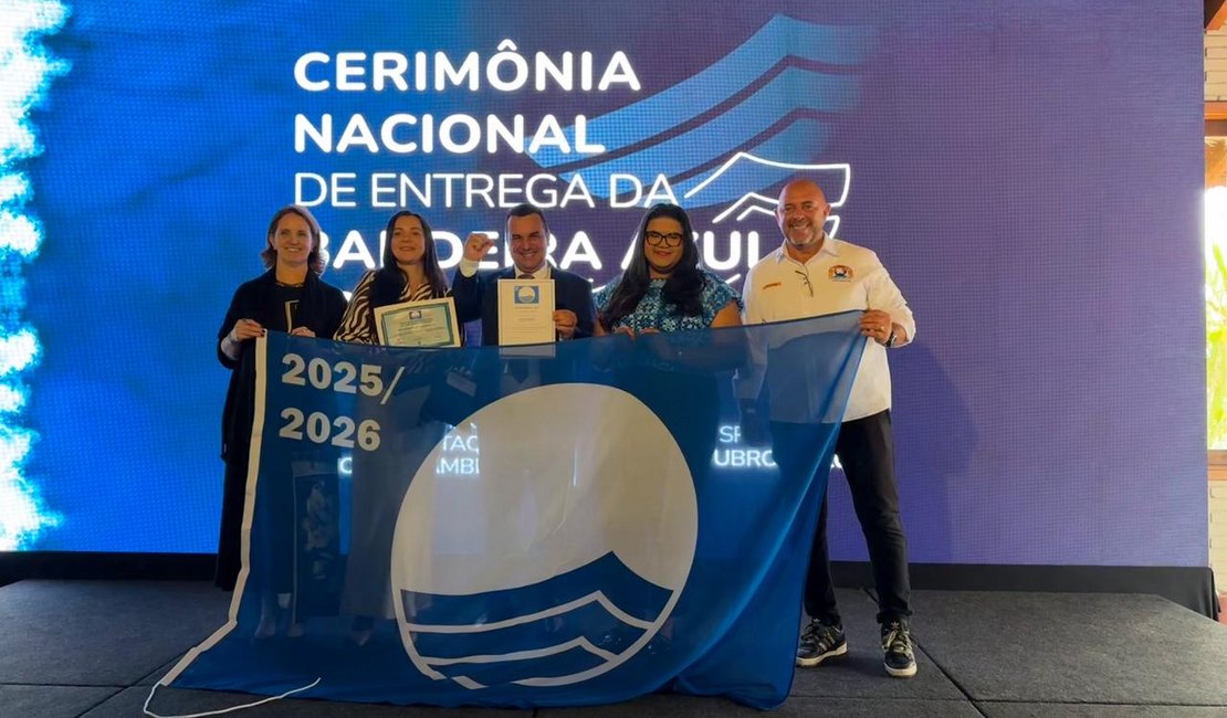 Prefeito Allan de Jesus participa em São Paulo da cerimônia nacional de entrega da Bandeira Azul 2025