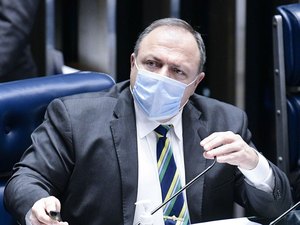 Pazuello diz que estoque de oxigênio em Manaus ficou negativo por 3 dias