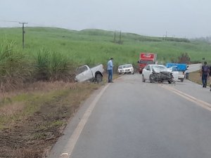 Colisão entre veículos deixa ferido na BR-416, próximo a Ibateguara