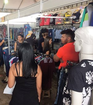 [Vídeo] Lojas de Arapiraca oferecem descontos de  até 90% no 2º Feirão do Centro Novo