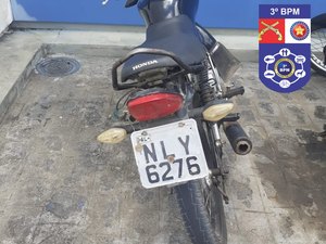 Com ajuda de vítima, PM localiza moto roubada e prende receptador
