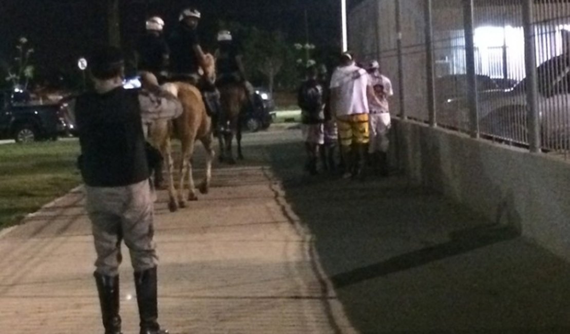 Briga entre torcidas na Copa do NE teve até disparo com arma de fogo