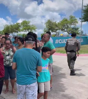 Moradores do conjunto Osman Loureiro protestam contra instalação de parque