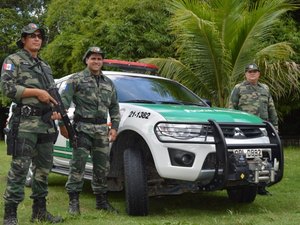 BPA apreende jibóia e flagra matadouro clandestino de suínos em Alagoas