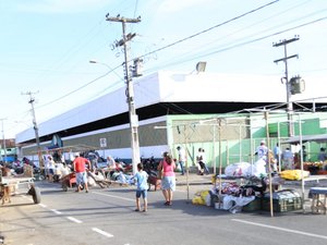 Populares denunciam homem que vende drogas nas proximidades do Mercado Público